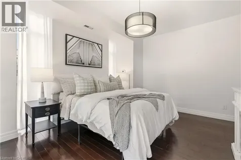 360 Pearl Street Burlington ON L7R 1E1