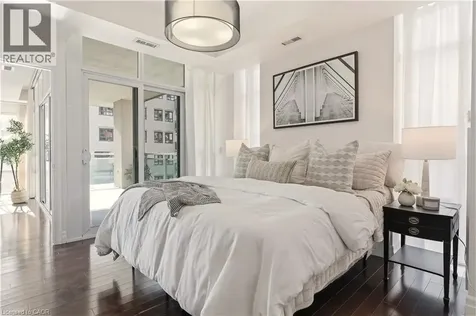 360 Pearl Street Burlington ON L7R 1E1