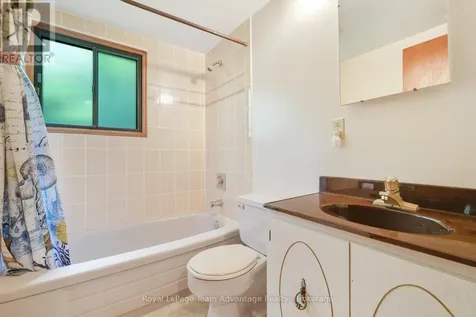 32 Christie Court Seguin ON P2A 2W9