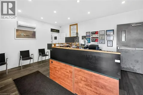 100 Stapleton Avenue Hamilton ON L8H 3N8