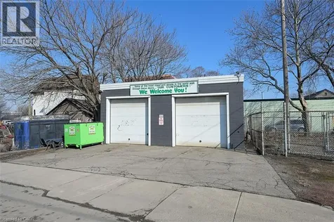 100 Stapleton Avenue Hamilton ON L8H 3N8