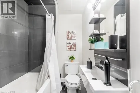 14 Duke Street Hamilton ON L8P 1X1