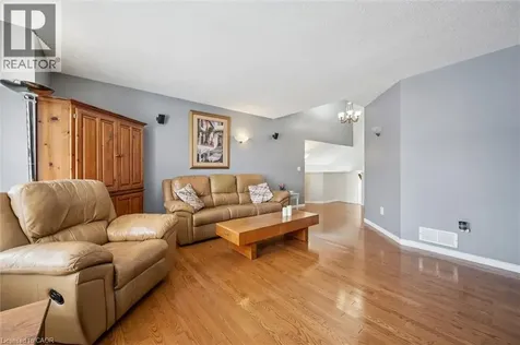 11 Acorn Way Cambridge ON N1R 8M3
