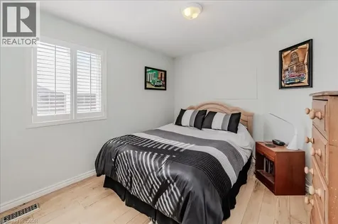 11 Acorn Way Cambridge ON N1R 8M3