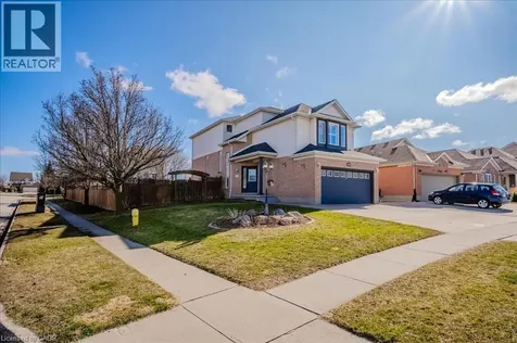 11 Acorn Way Cambridge ON N1R 8M3