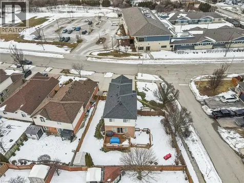 11 Acorn Way Cambridge ON N1R 8M3