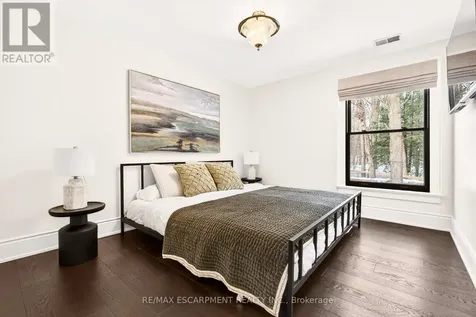 2129 Highview Drive Burlington ON L7P 0P2