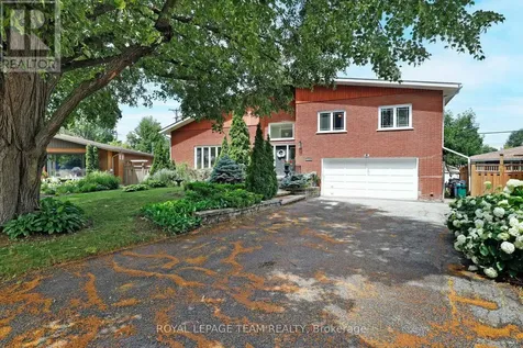 1939 Wembley Avenue Ottawa ON K2A 1A8
