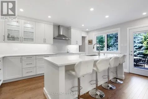 1939 Wembley Avenue Ottawa ON K2A 1A8