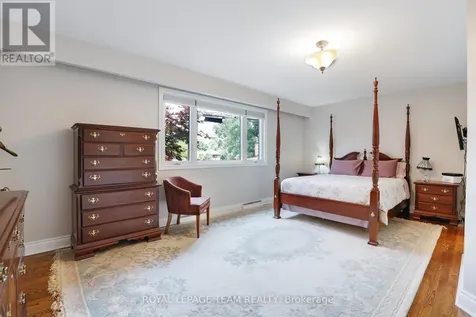 1939 Wembley Avenue Ottawa ON K2A 1A8