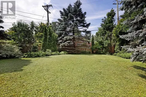 1939 Wembley Avenue Ottawa ON K2A 1A8