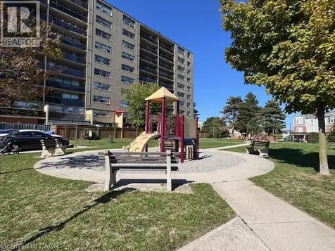 15 Albright Road Hamilton ON L8K 5J2