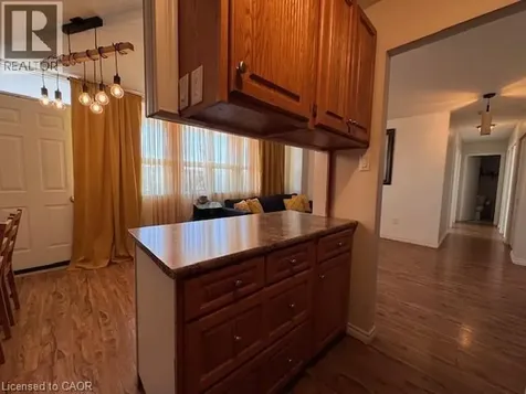 15 Albright Road Hamilton ON L8K 5J2