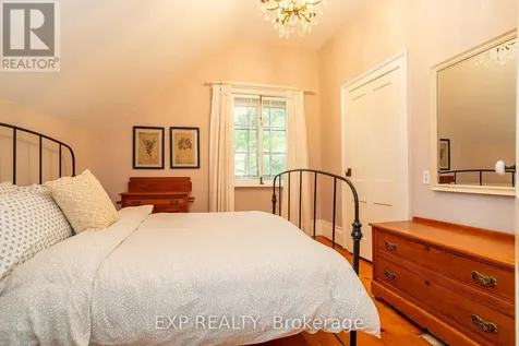 45 King Street Rideau Lakes ON K0E 1G0