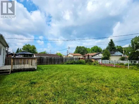31 Brooks Street Manitouwadge ON P0T 2C0