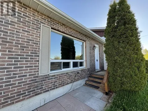 31 Brooks Street Manitouwadge ON P0T 2C0