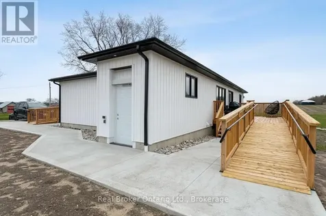 597 Lafontaine Road West Tiny ON L9M 0L7