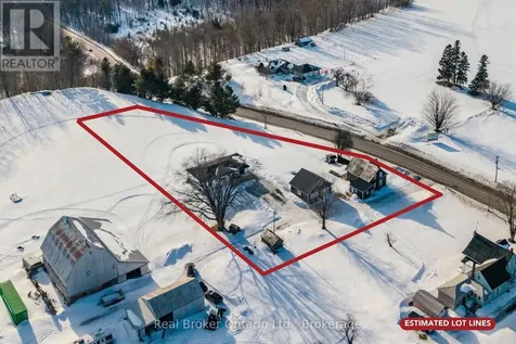 597 Lafontaine Road West Tiny ON L9M 0L7
