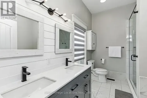 65 Findlay Drive Collingwood ON L9Y 0G6
