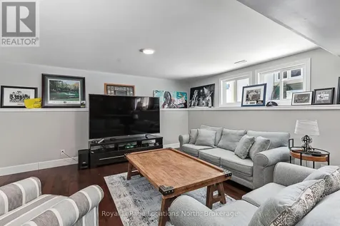 65 Findlay Drive Collingwood ON L9Y 0G6
