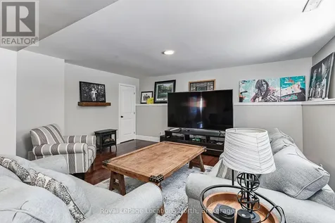 65 Findlay Drive Collingwood ON L9Y 0G6