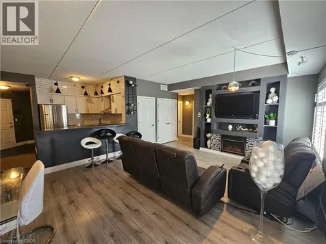 308 Watson Parkway North Guelph ON N1E 0G7