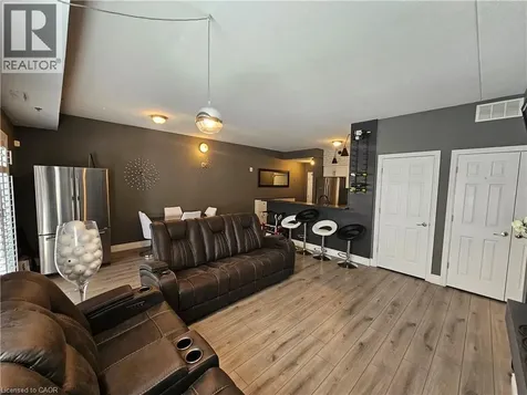 308 Watson Parkway North Guelph ON N1E 0G7
