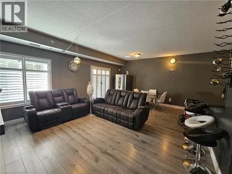 308 Watson Parkway North Guelph ON N1E 0G7