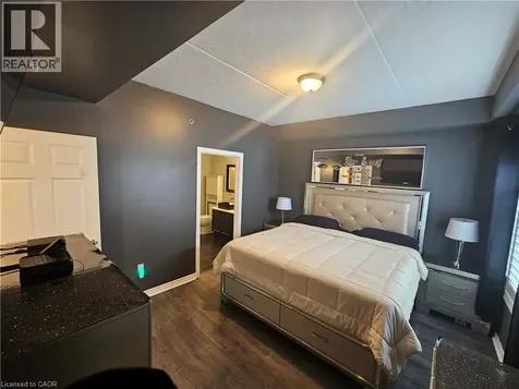 308 Watson Parkway North Guelph ON N1E 0G7