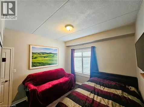 308 Watson Parkway North Guelph ON N1E 0G7