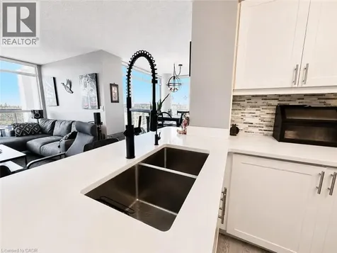 1940 Ironstone Drive Burlington ON L7L 0E4