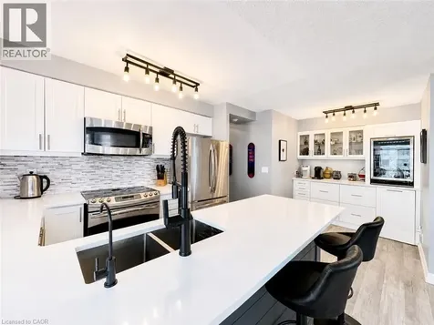 1940 Ironstone Drive Burlington ON L7L 0E4