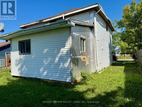 17 Lemarier Street Kapuskasing ON P5N 2S7