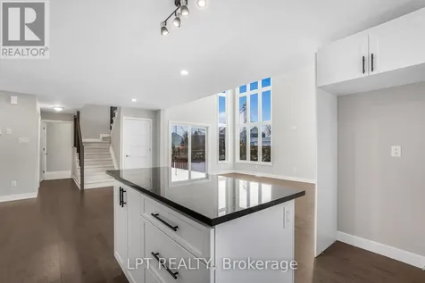 945 Katia Street The Nation ON K0A 2M0