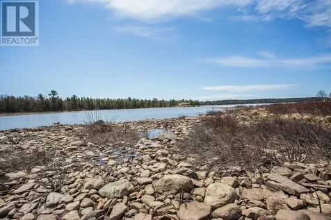 279 Finns Bay Rd N|laird Township Echo Bay ON P0S 1C0