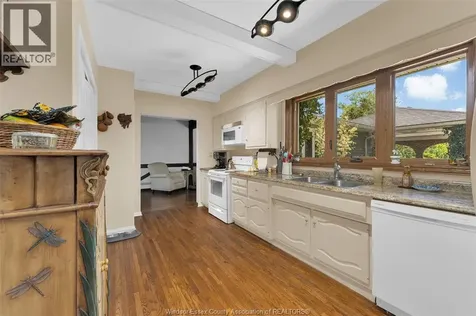 11830 Riverside Drive East Windsor ON N8P 1A6