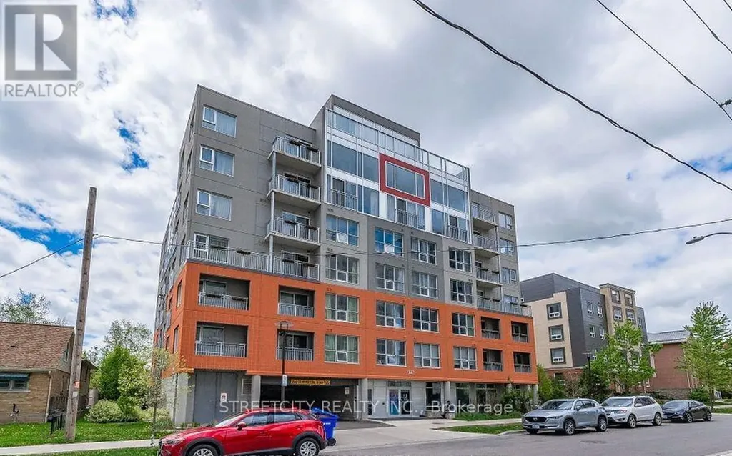321 Spruce Street Waterloo ON N2L 0G4