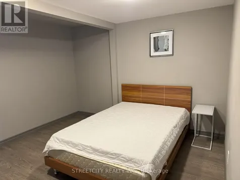 321 Spruce Street Waterloo ON N2L 0G4