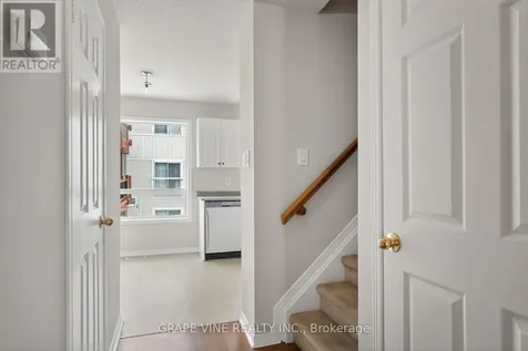 460 Seyton Drive Ottawa ON K2H 1G2