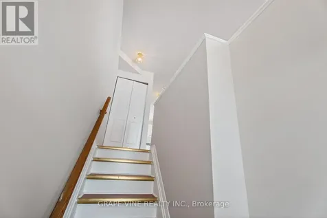 460 Seyton Drive Ottawa ON K2H 1G2