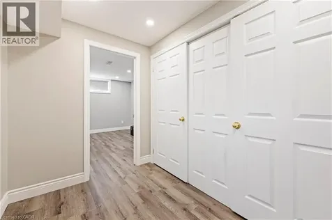 77 Morgan Drive Caledonia ON N3W 2L6