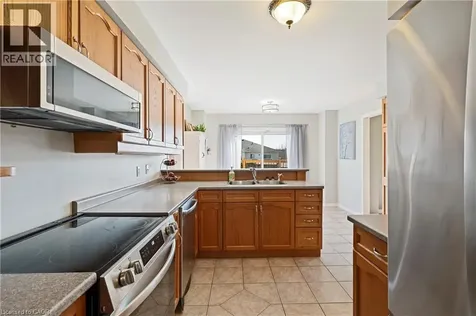 77 Morgan Drive Caledonia ON N3W 2L6