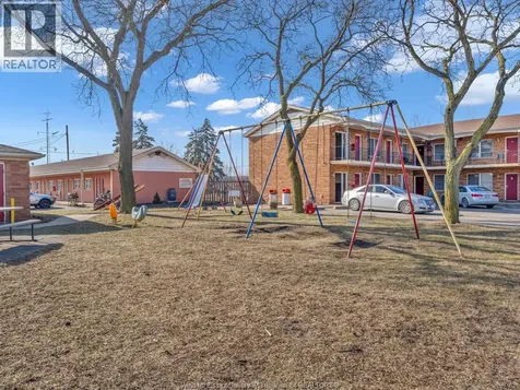 2885-2889 Howard Avenue Windsor ON N8X 3Y4