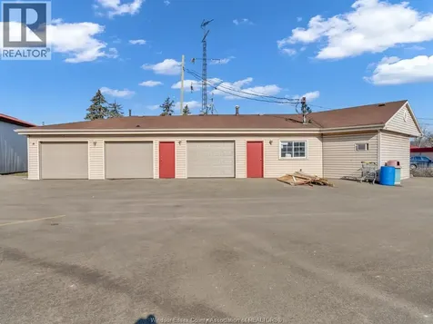 2885-2889 Howard Avenue Windsor ON N8X 3Y4
