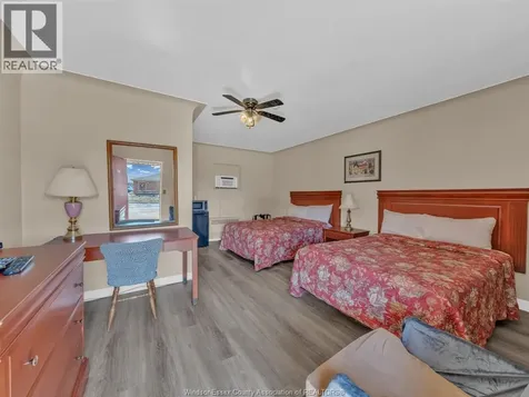 2885-2889 Howard Avenue Windsor ON N8X 3Y4