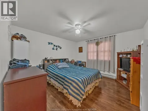 2885-2889 Howard Avenue Windsor ON N8X 3Y4