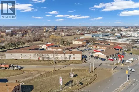 2885-2889 Howard Avenue Windsor ON N8X 3Y4