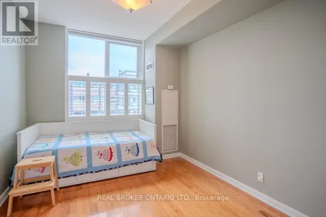 150 Caroline Avenue North Ottawa ON K1Y 4X8