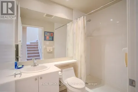 150 Caroline Avenue North Ottawa ON K1Y 4X8
