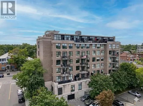 150 Caroline Avenue North Ottawa ON K1Y 4X8